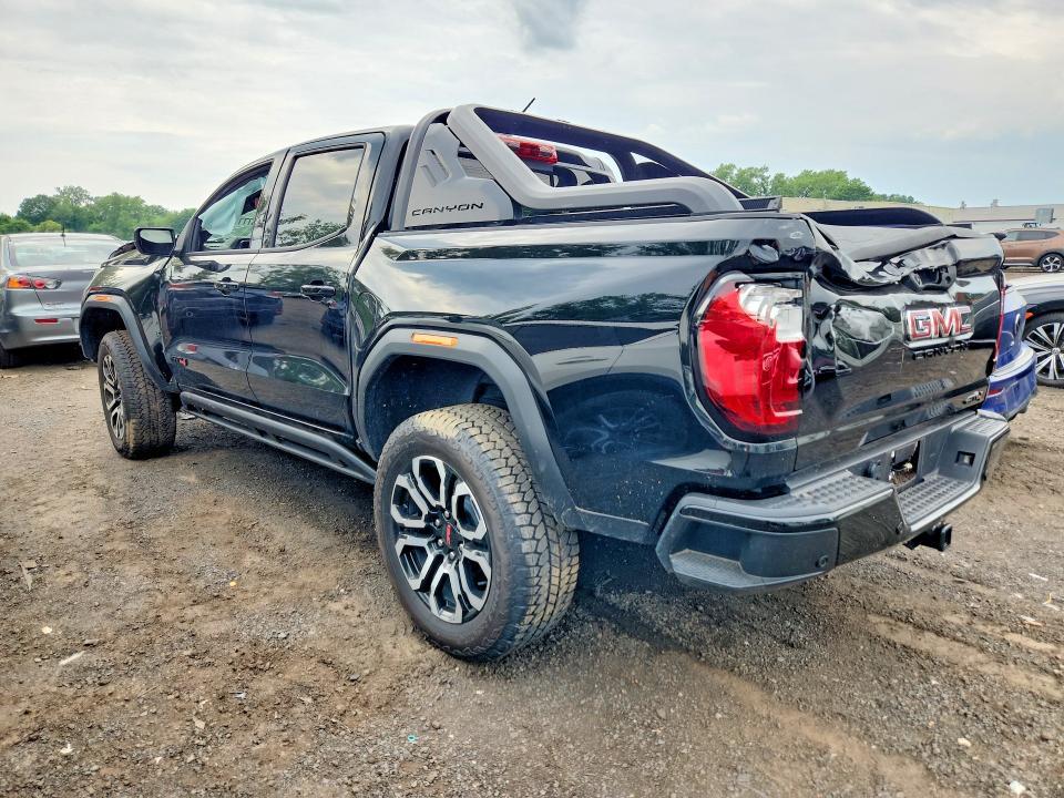2025 GMC Canyon AT4