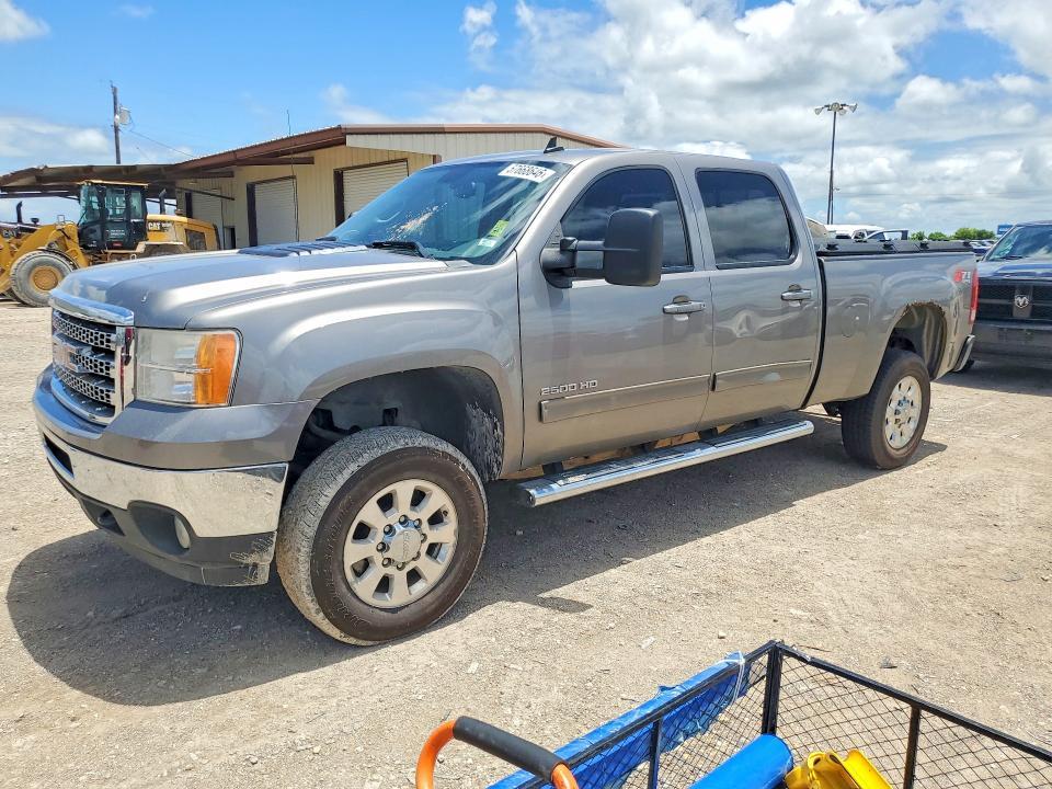 2014 GMC Sierra K2500 slt