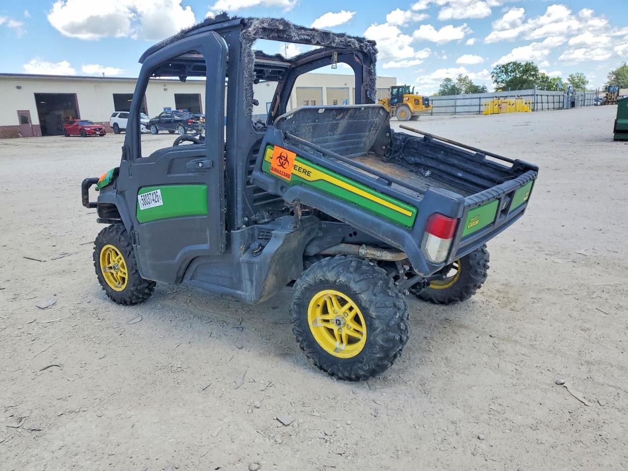 2021 John Deere XUV835R Utility Vehicle