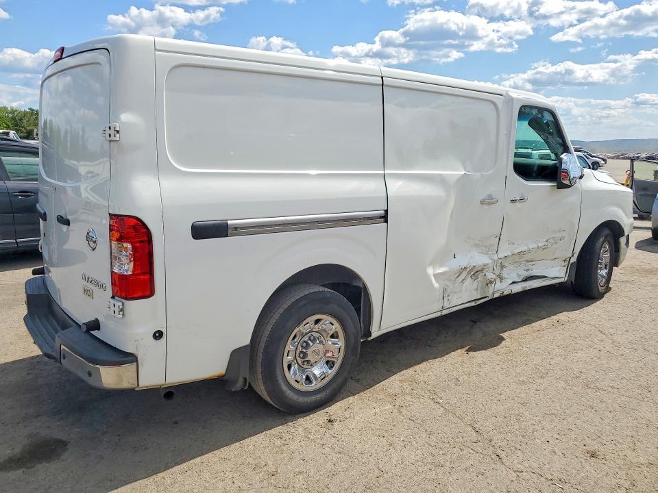 2014 Nissan NV 2500 HD S