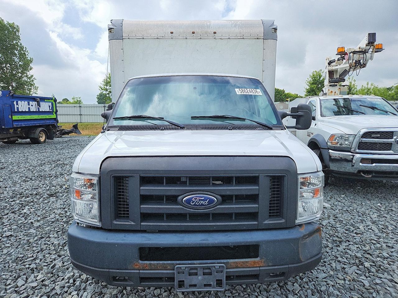 2019 Ford E350 BOX Truck