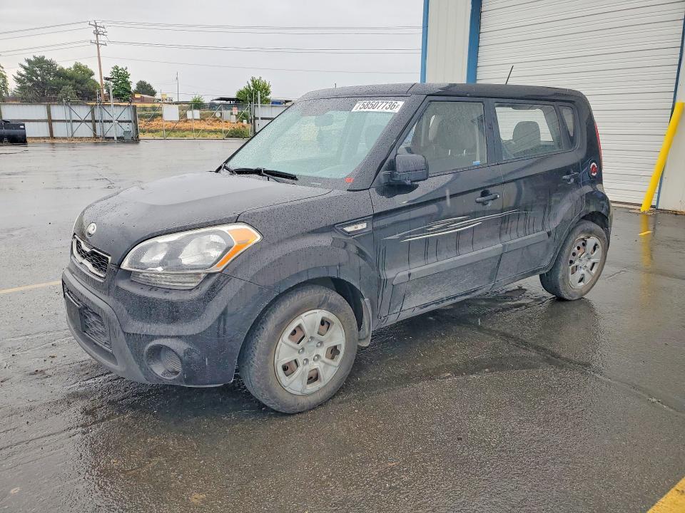 2013 KIA Soul Base