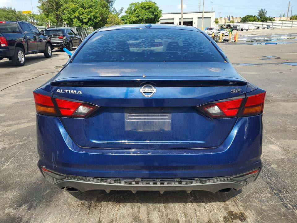 2019 Nissan Altima sr