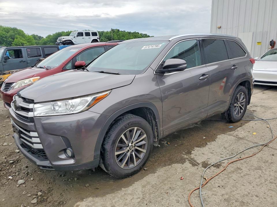 2017 Toyota Highlander xle
