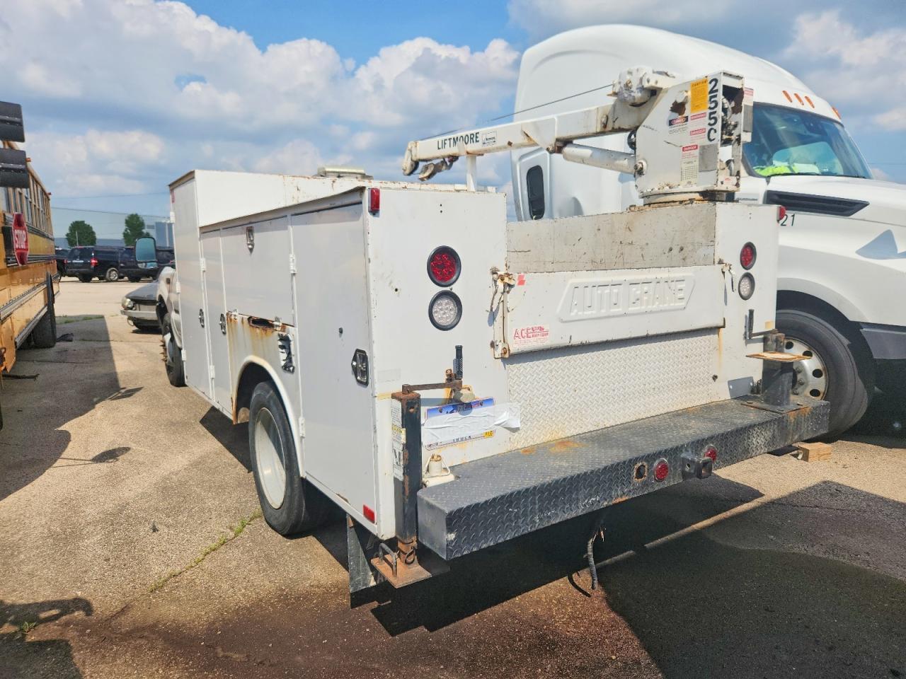 2001 Ford F550 Super Duty Utility / Service Truck