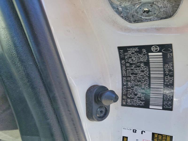 2015 Toyota Prius Three