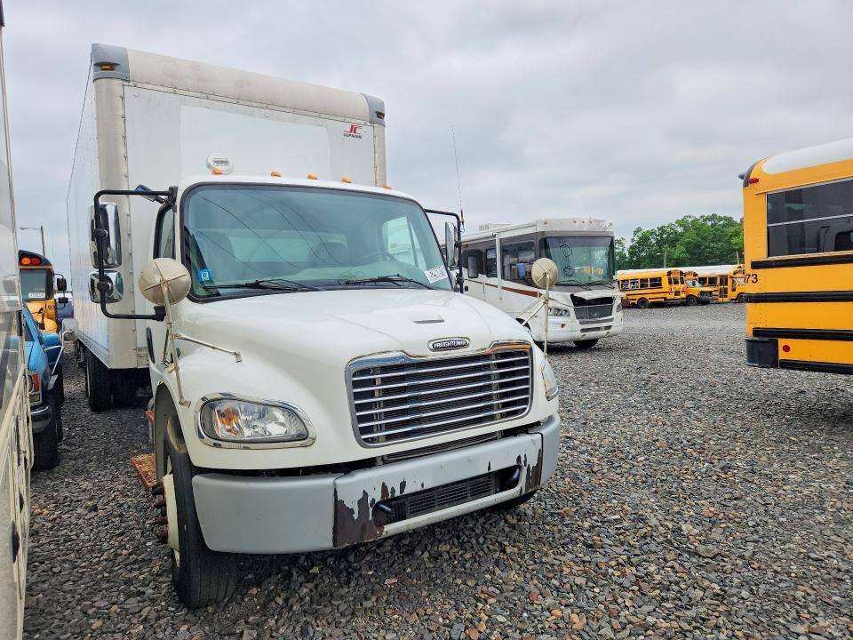 2015 Fruehauf 2015 Freightliner Business Class M2 BOX Truck