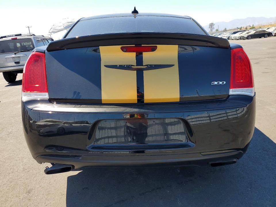 2017 Chrysler 300 Limited