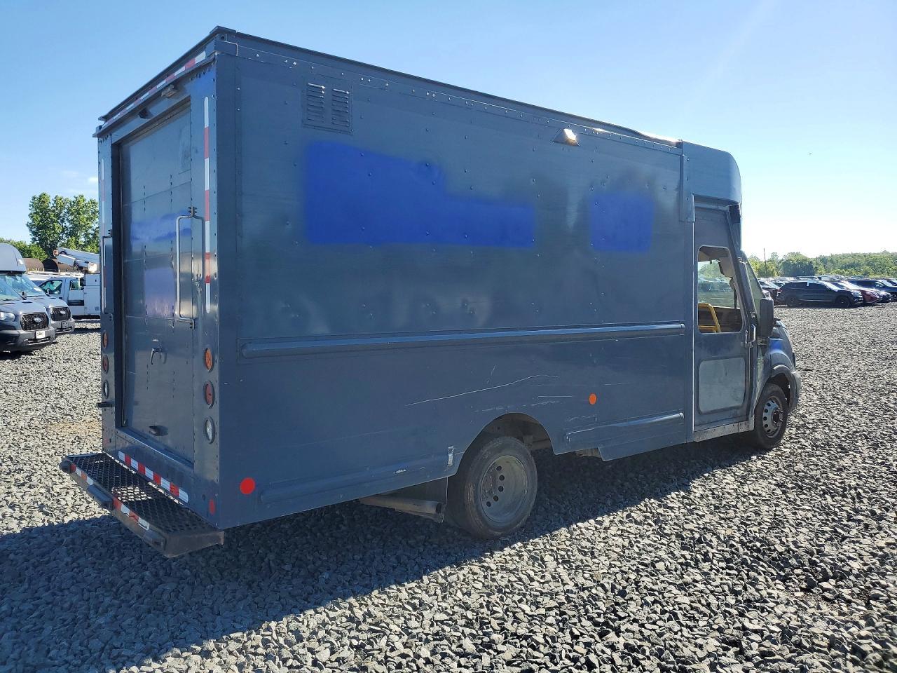 2021 Ford Transit Delivery Truck