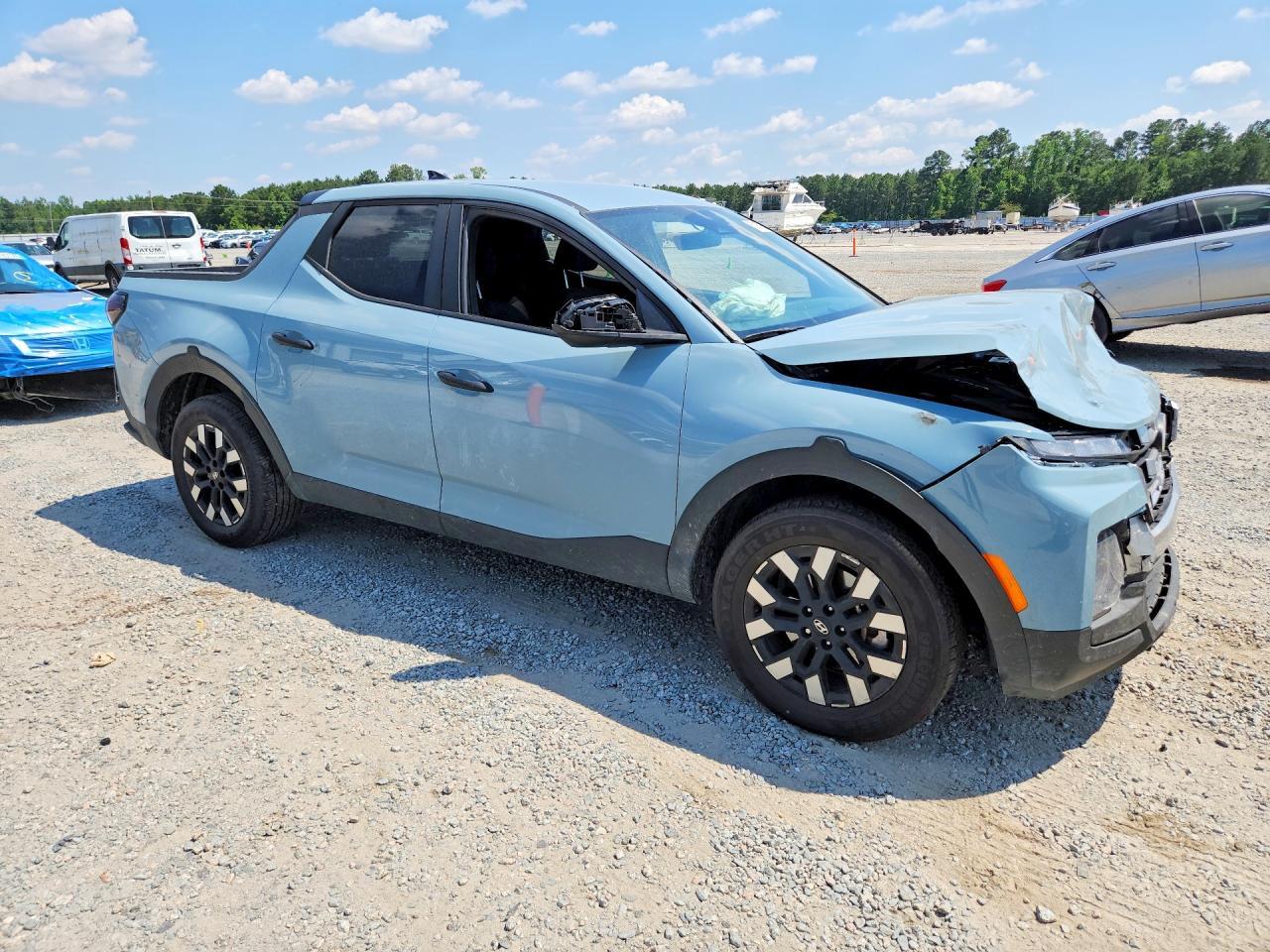 2025 Hyundai Santa Cruz SE