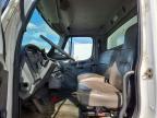 2005 Frht - Freightliner 2005 Freightliner Business Class M2 BOX Truck