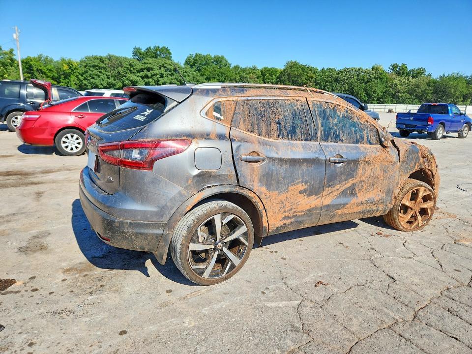 2022 Nissan Rogue Sport sl