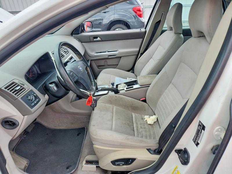 2010 Volvo S40 2.4i