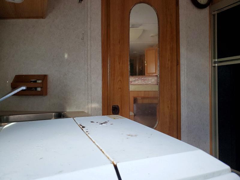 2001 Sundowner Owner CD-229 Horse Trailer