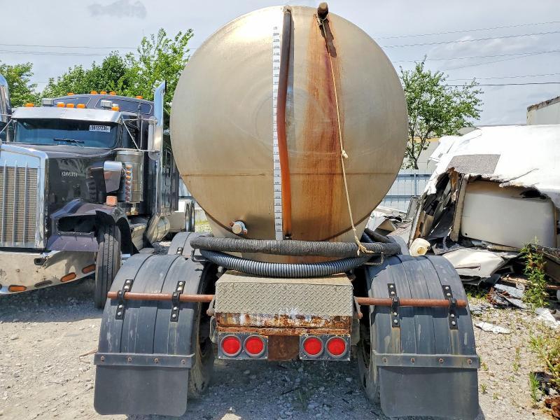 1984 Peterbilt 359
