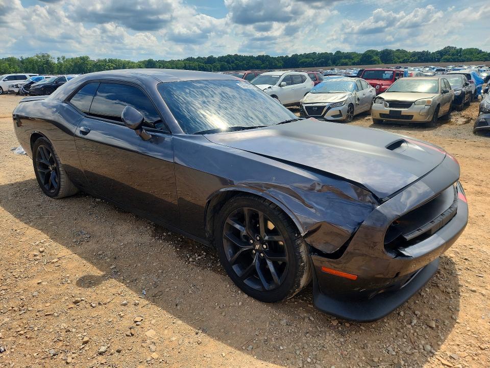 2022 Dodge Challenger r
