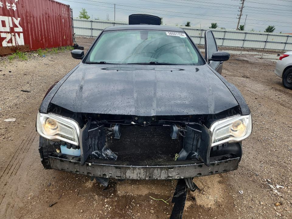 2015 Chrysler 300 Limited