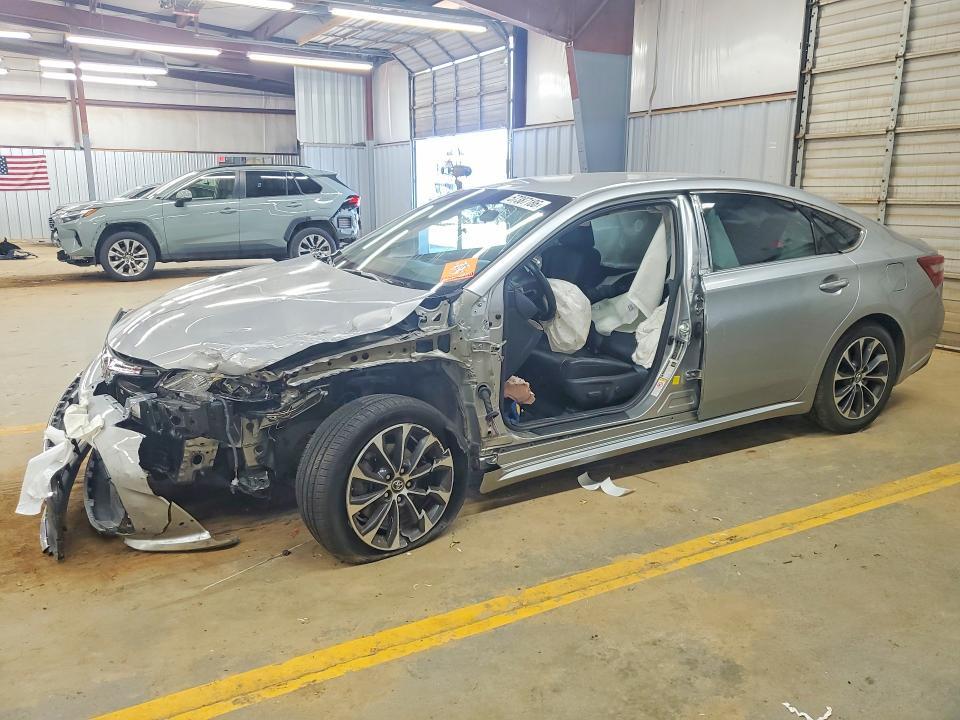 2016 Toyota Avalon xle