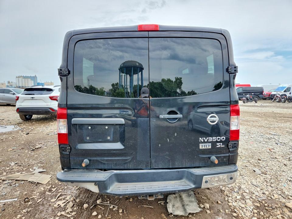 2016 Nissan NV 3500 HD SL