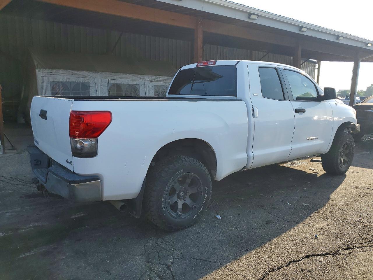 2013 Toyota Tundra Double Cab SR5