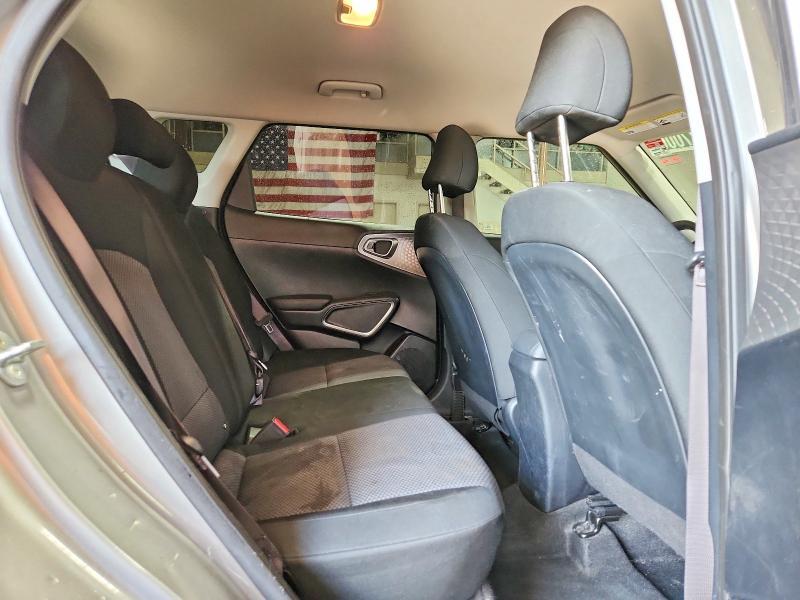 2023 KIA Soul lx
