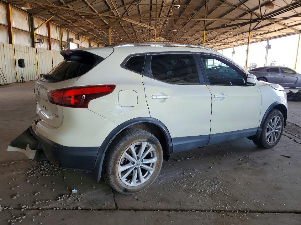2017 Nissan Rogue Sport sv