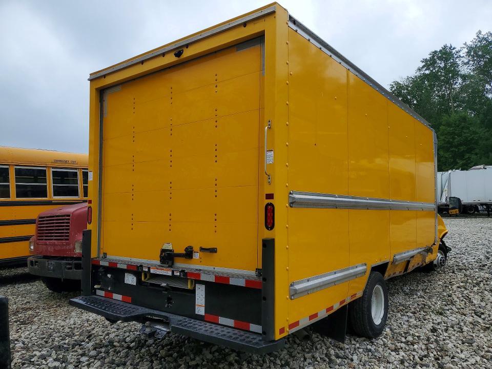 2023 GMC Savana BOX Truck