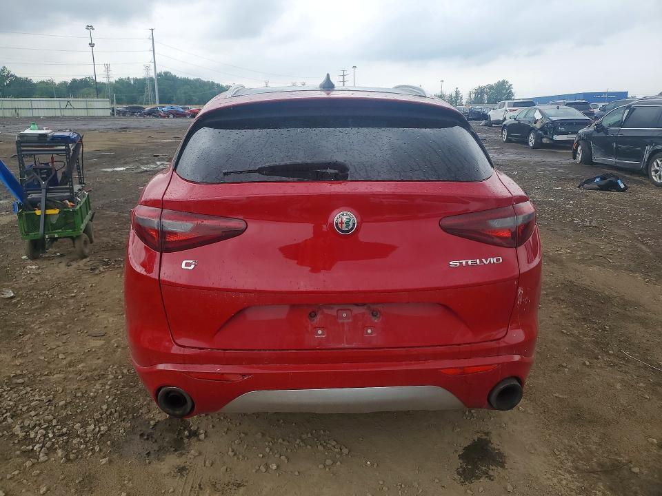 2020 Alfa Romeo Stelvio ti