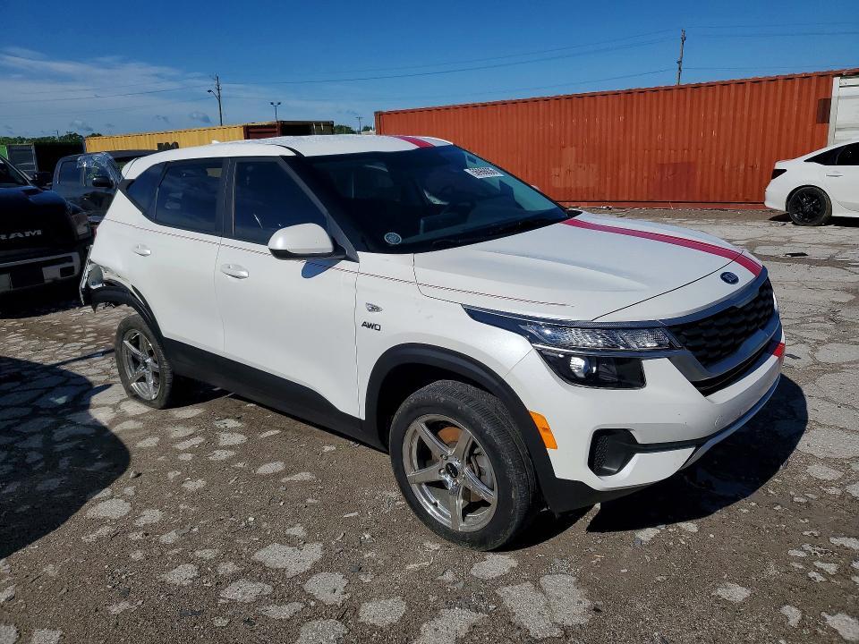 2021 KIA Seltos lx