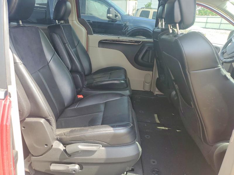 2013 Chrysler Town & Country Limited