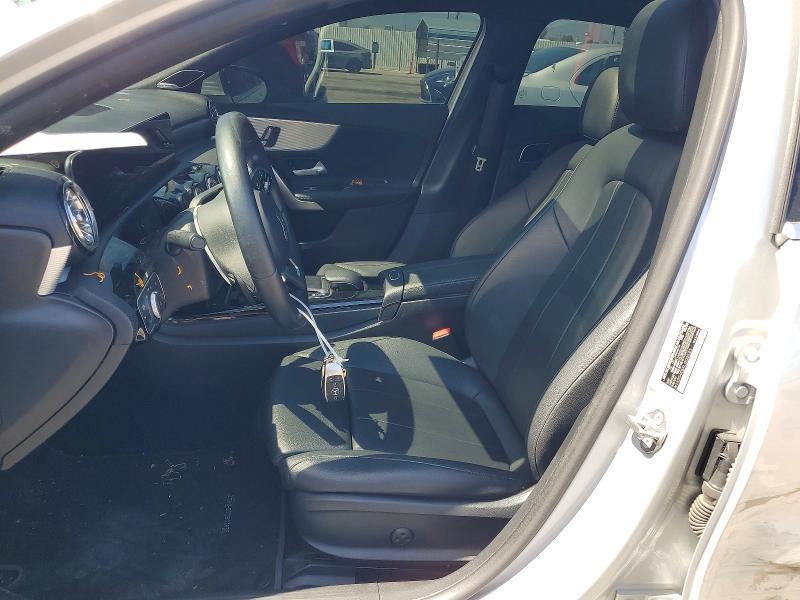 2020 Mercedes-Benz A 220