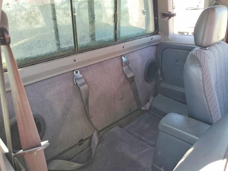 1996 Nissan Truck XE
