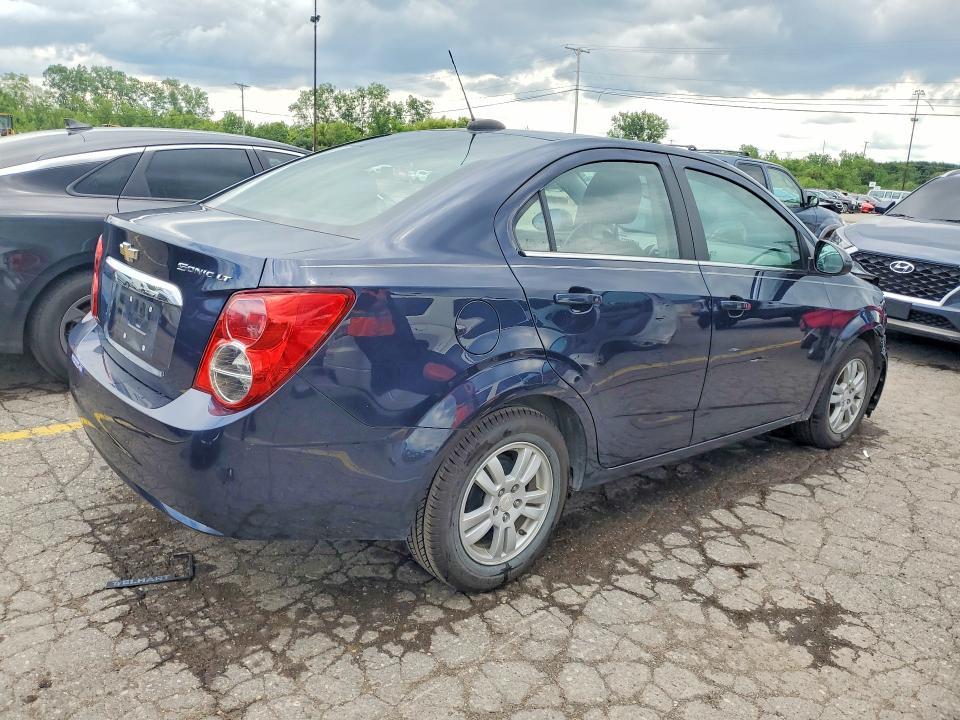2015 Chevrolet Sonic lt