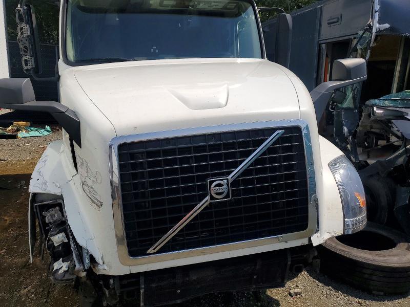 2016 Volvo Vn Vnl-semi Truck