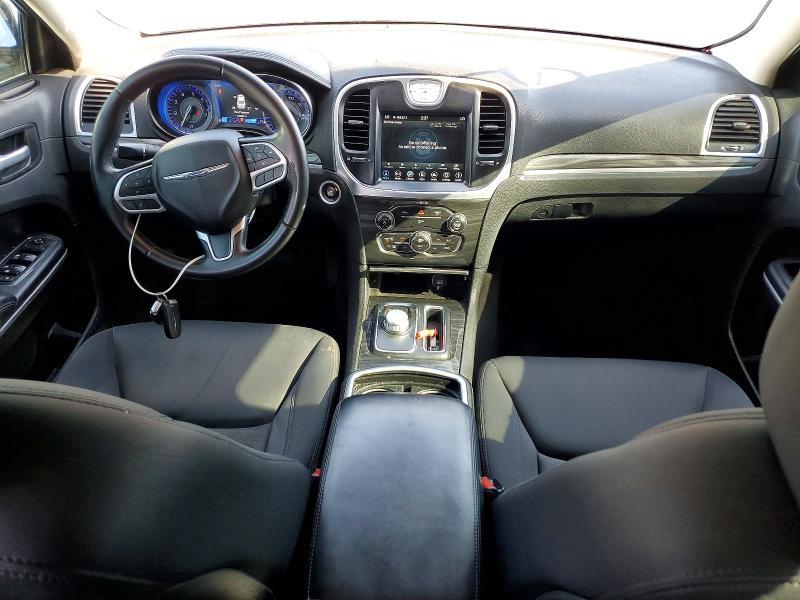 2018 Chrysler 300 Touring