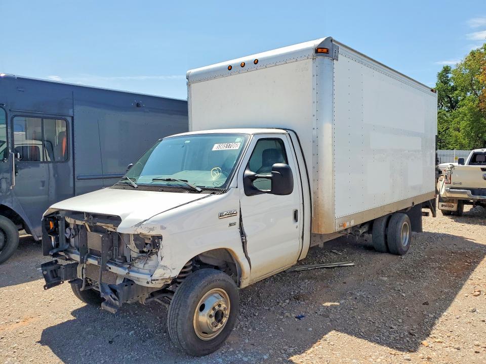 2011 Ford E450 BOX Truck