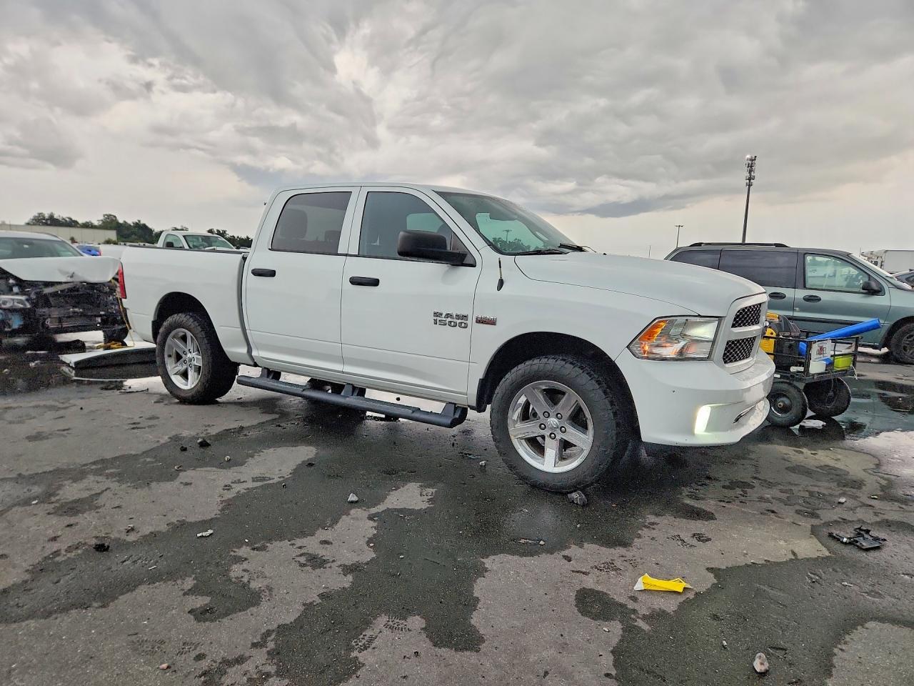 2015 Dodge RAM 1500 ST