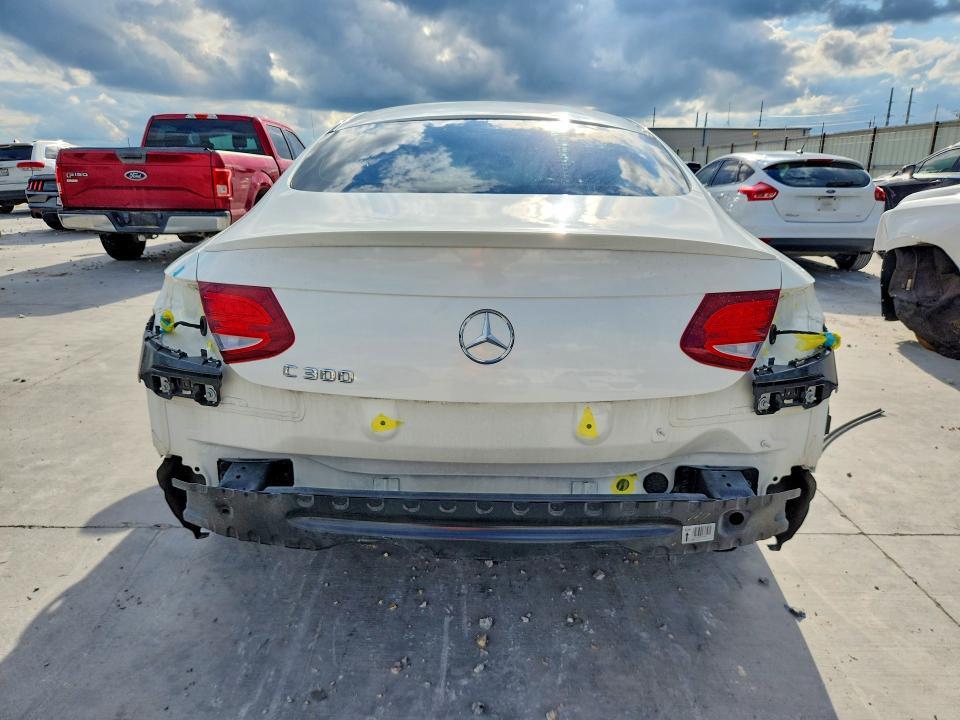 2017 Mercedes-Benz C300