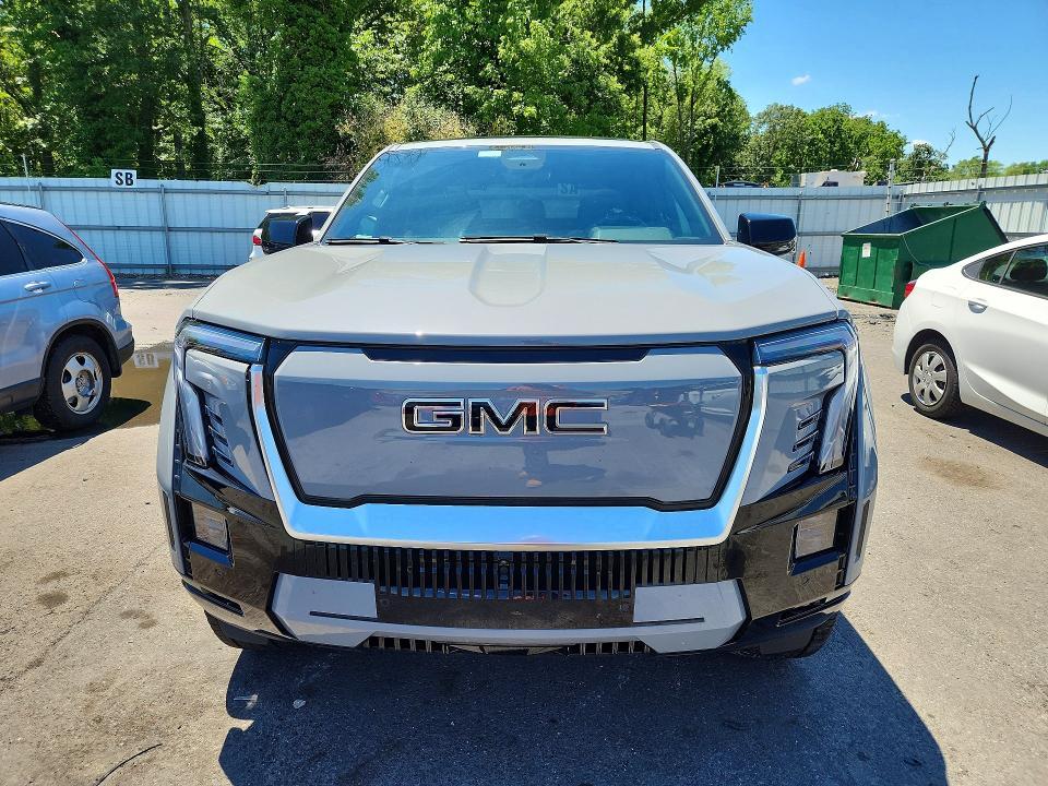 2024 GMC Sierra Denali