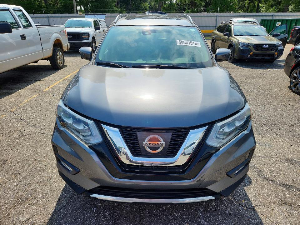 2017 Nissan Rogue sl