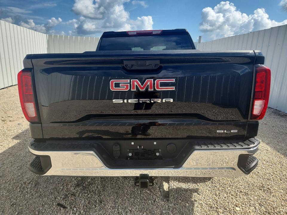 2026 GMC Sierra C1500 SLE
