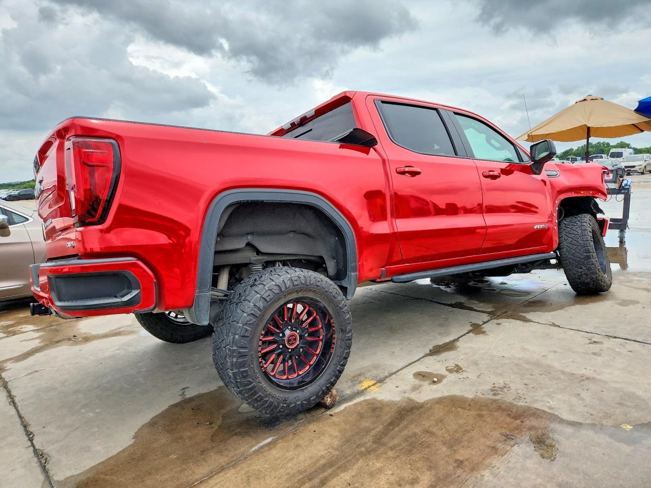2022 GMC Sierra Limited K1500 AT4