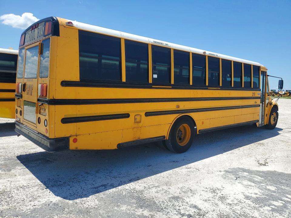 2010 Freightliner 2010 Thomas SAF-T-LINER C2-School Bus