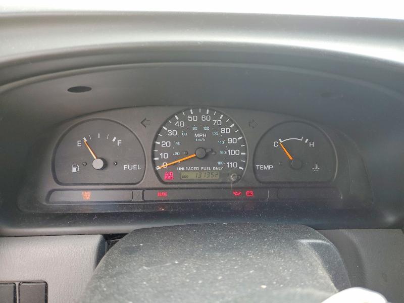 1999 Nissan Frontier XE
