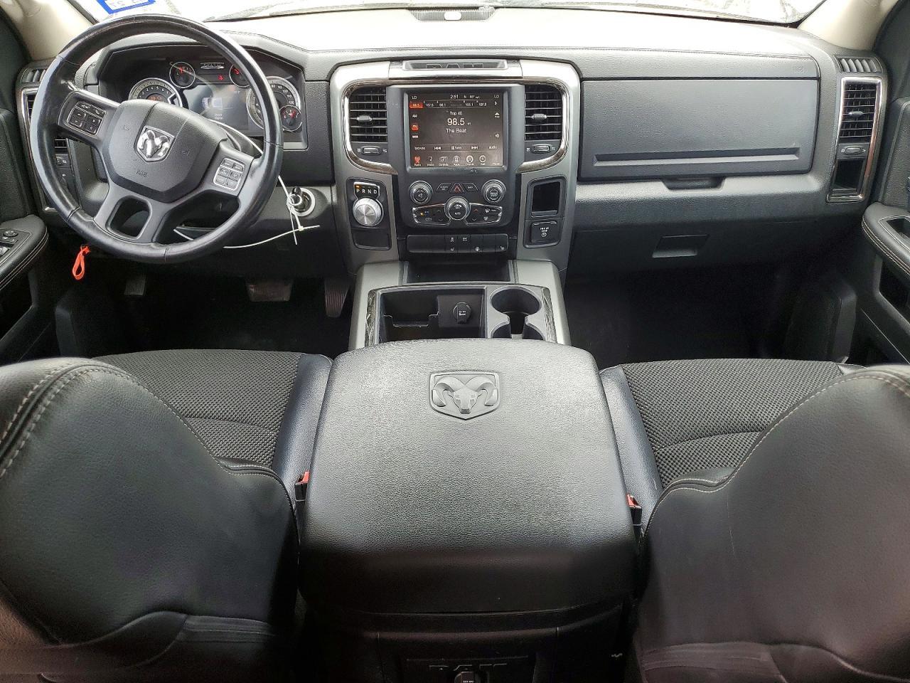 2015 Dodge RAM 1500 Sport