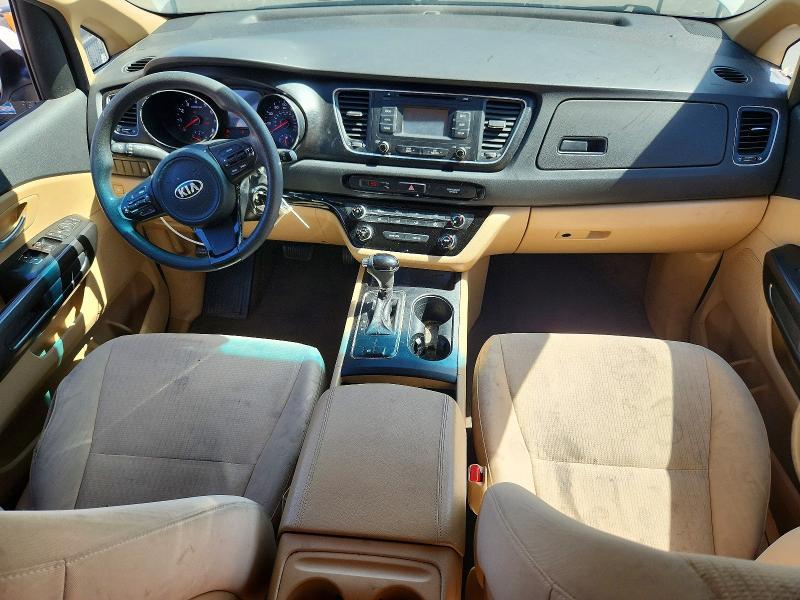 2017 KIA Sedona lx
