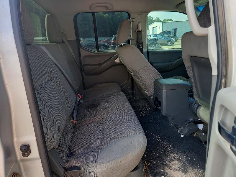 2013 Nissan Frontier S