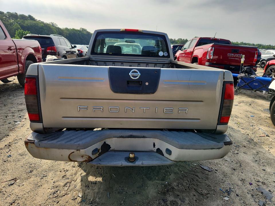 2003 Nissan Frontier King cab xe