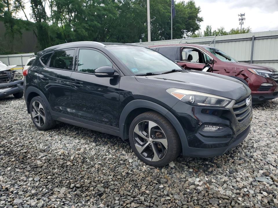 2016 Hyundai Tucson Sport