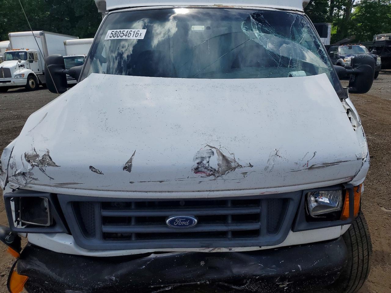 2007 Ford Econoline E350 Super Duty Cutaway Van
